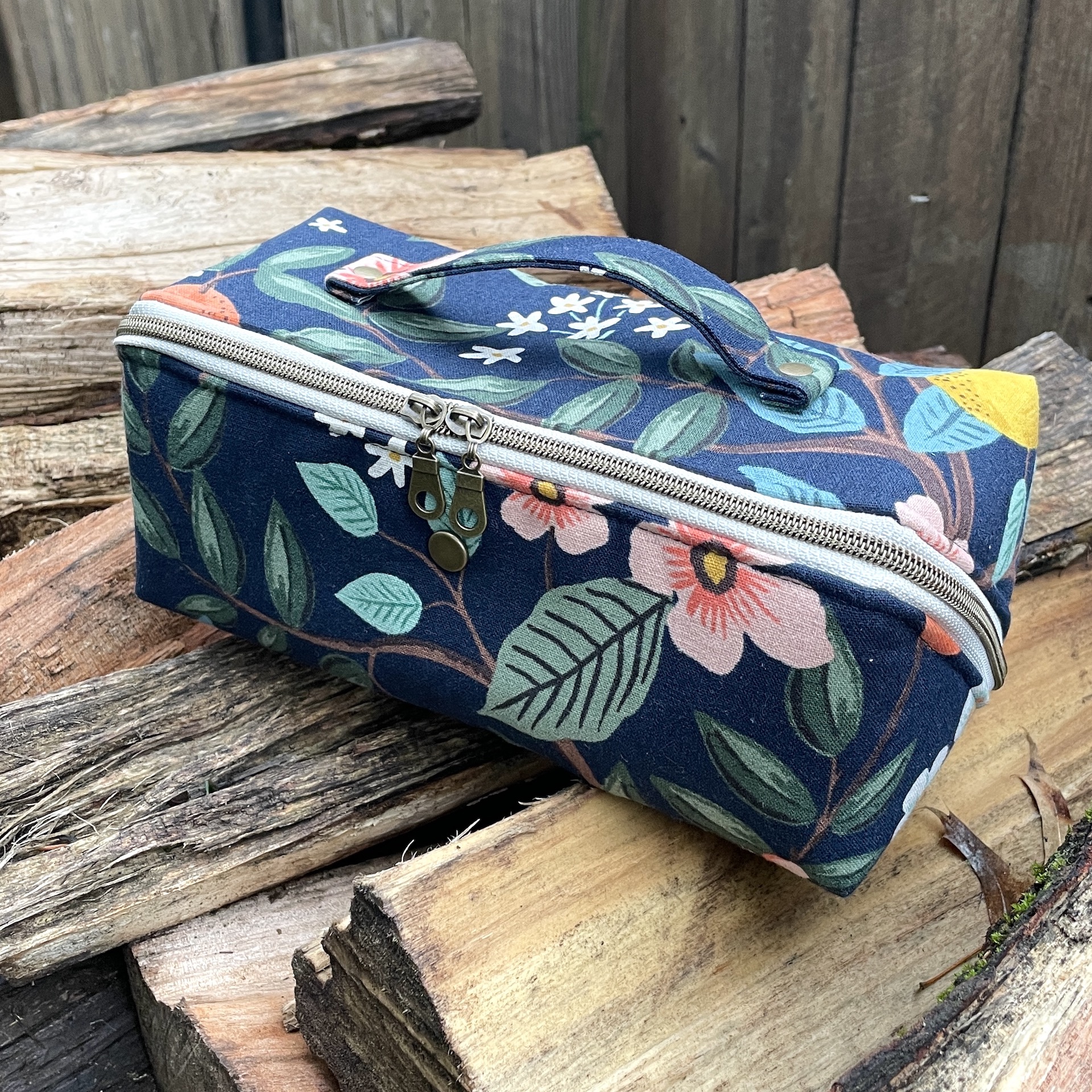 Spring Roll Pouch Launch – Love You Sew